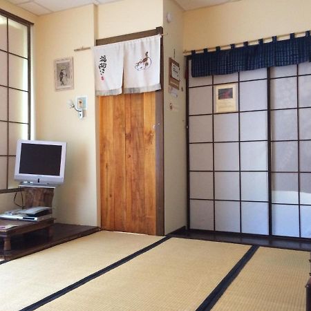 Minshuku Chambres D'Hotes Japonaises Thiers Exterior foto