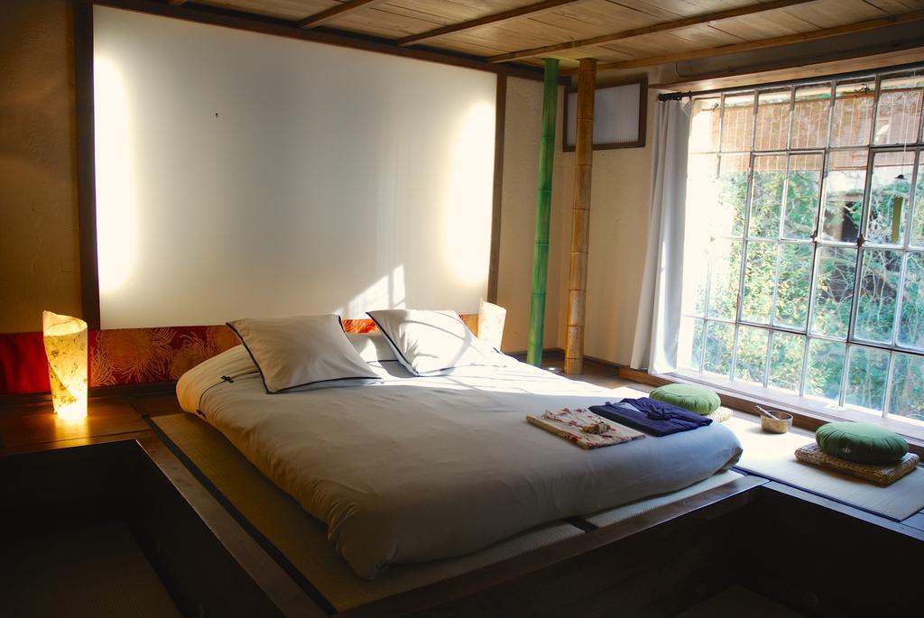 Minshuku Chambres D'Hotes Japonaises Thiers Habitación foto